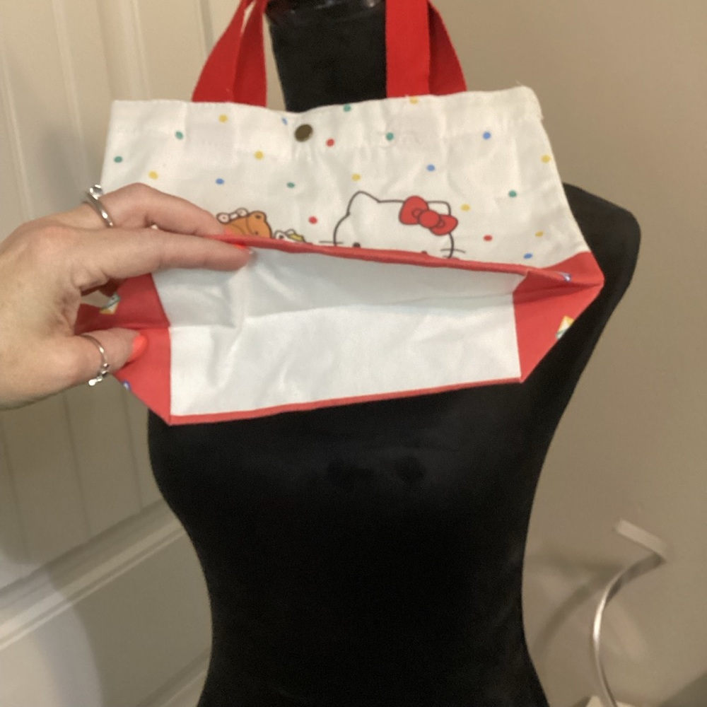 30% Off! For 3 Days!    NWOT - Small Hello Kitty Canvas Tote- Brand New!! - Picture 3 of 8